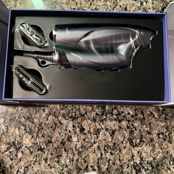 Brand new in box liano hair dryer. 4.3 stars on amazon. All details in pictures. - Picture 3 of 9